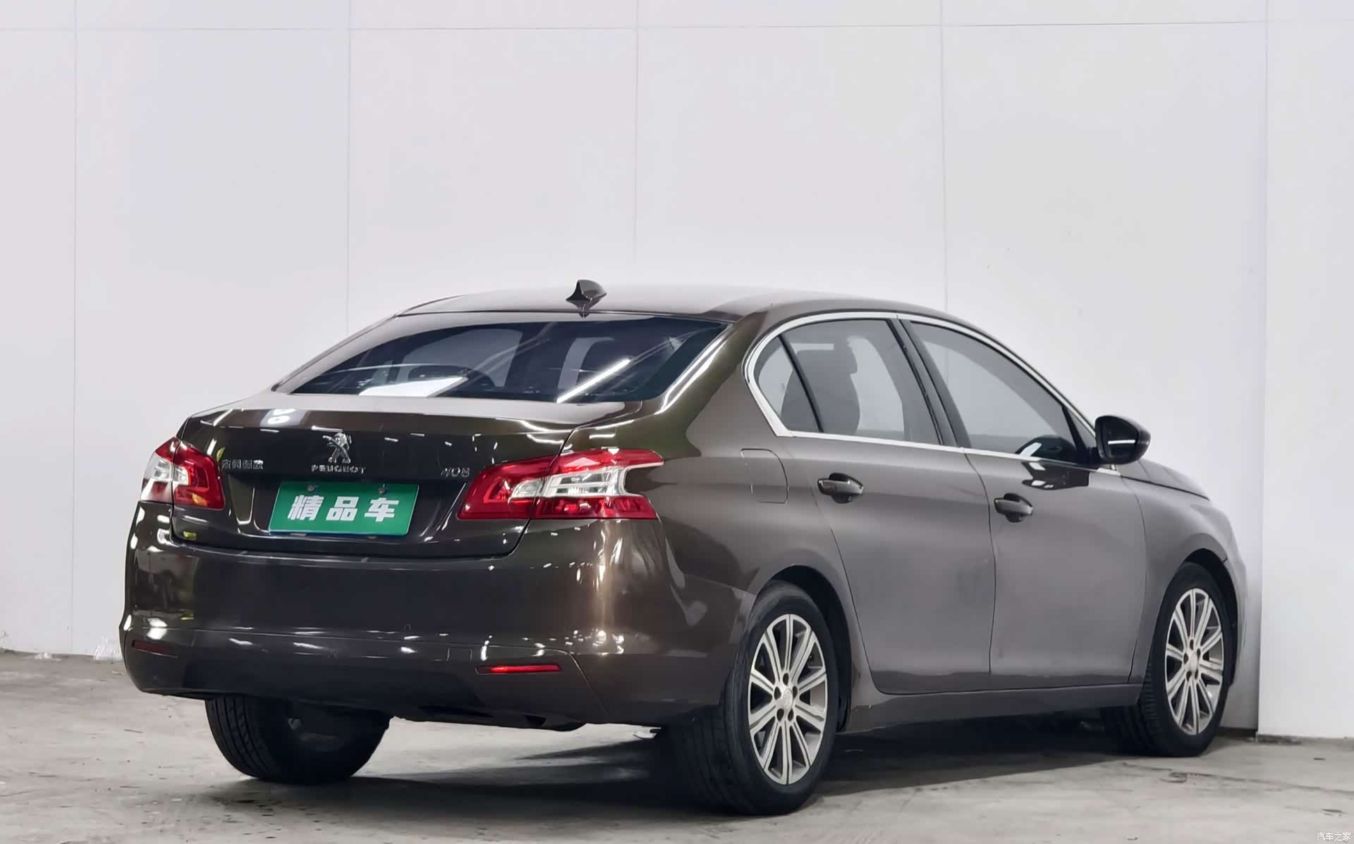 Peugeot 408, 2015 4