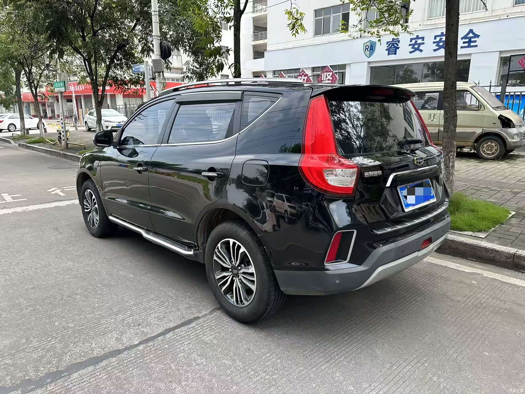 Geely X6, 2017 все фото