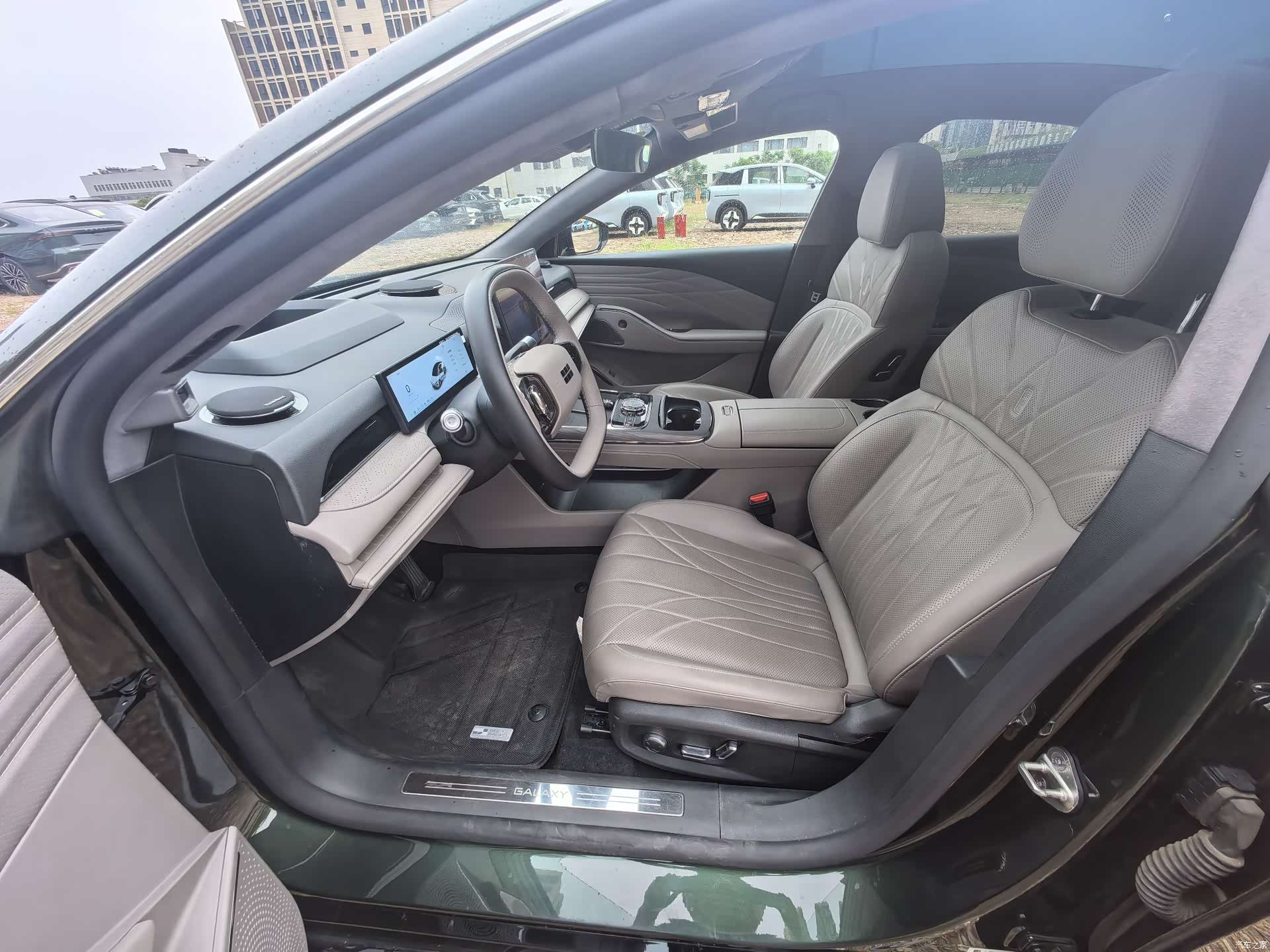 Geely 8, 2025 10