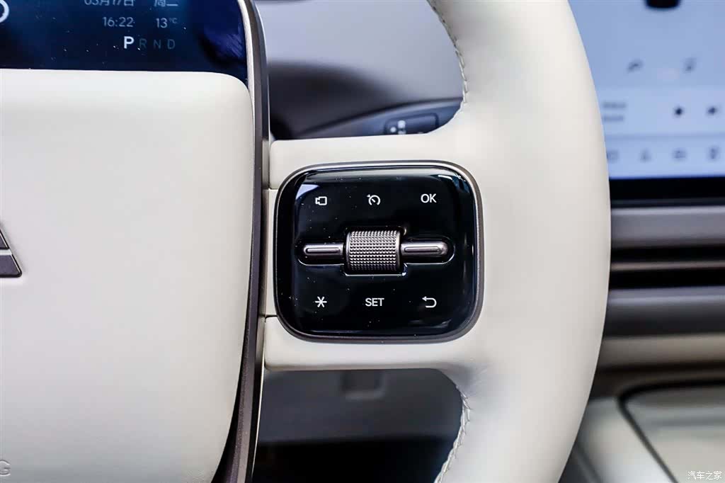 Li Auto i8, 2025 31