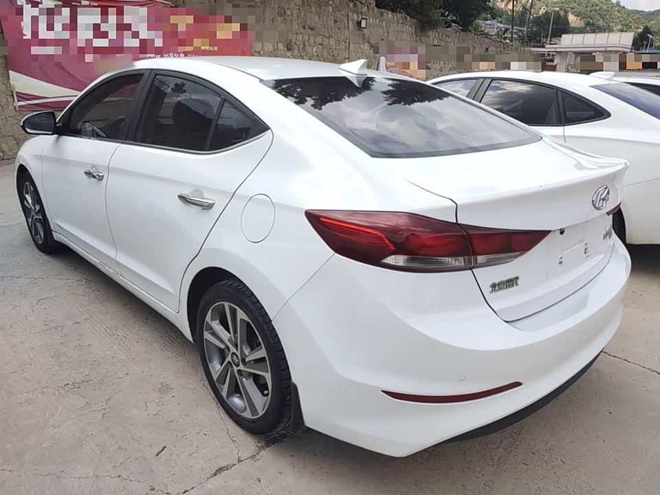 Hyundai Lead Hyundai Lead