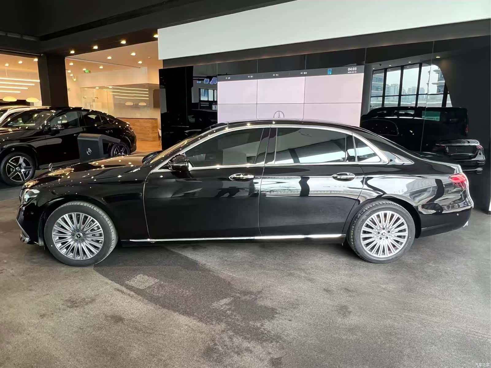 Mercedes-Benz E-Class, 2023 9