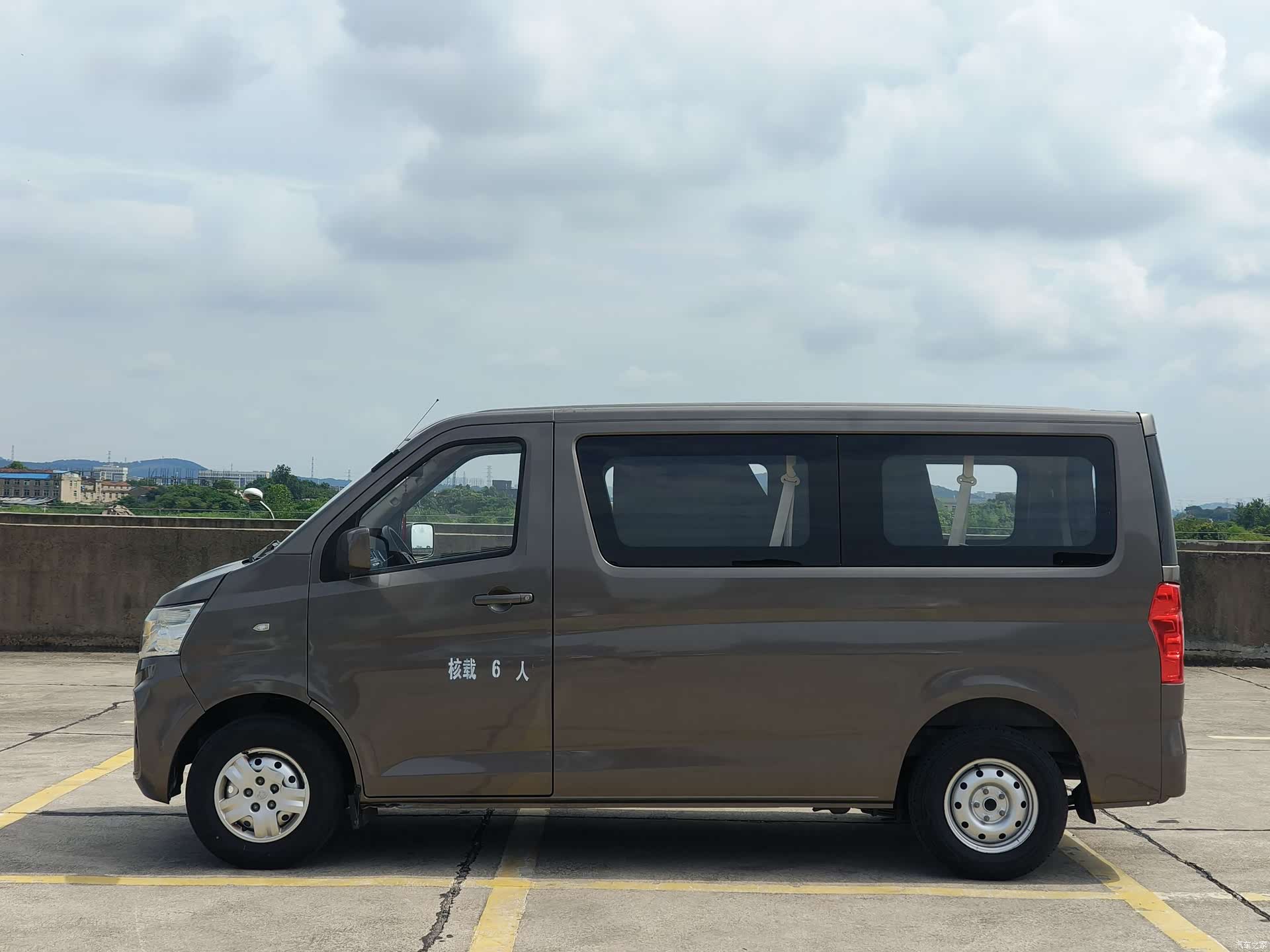 Changan M60, 2022 4