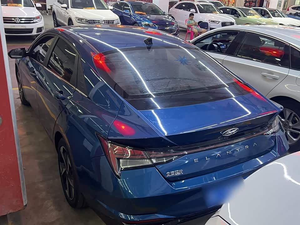 Hyundai Elantra Hyundai Elantra