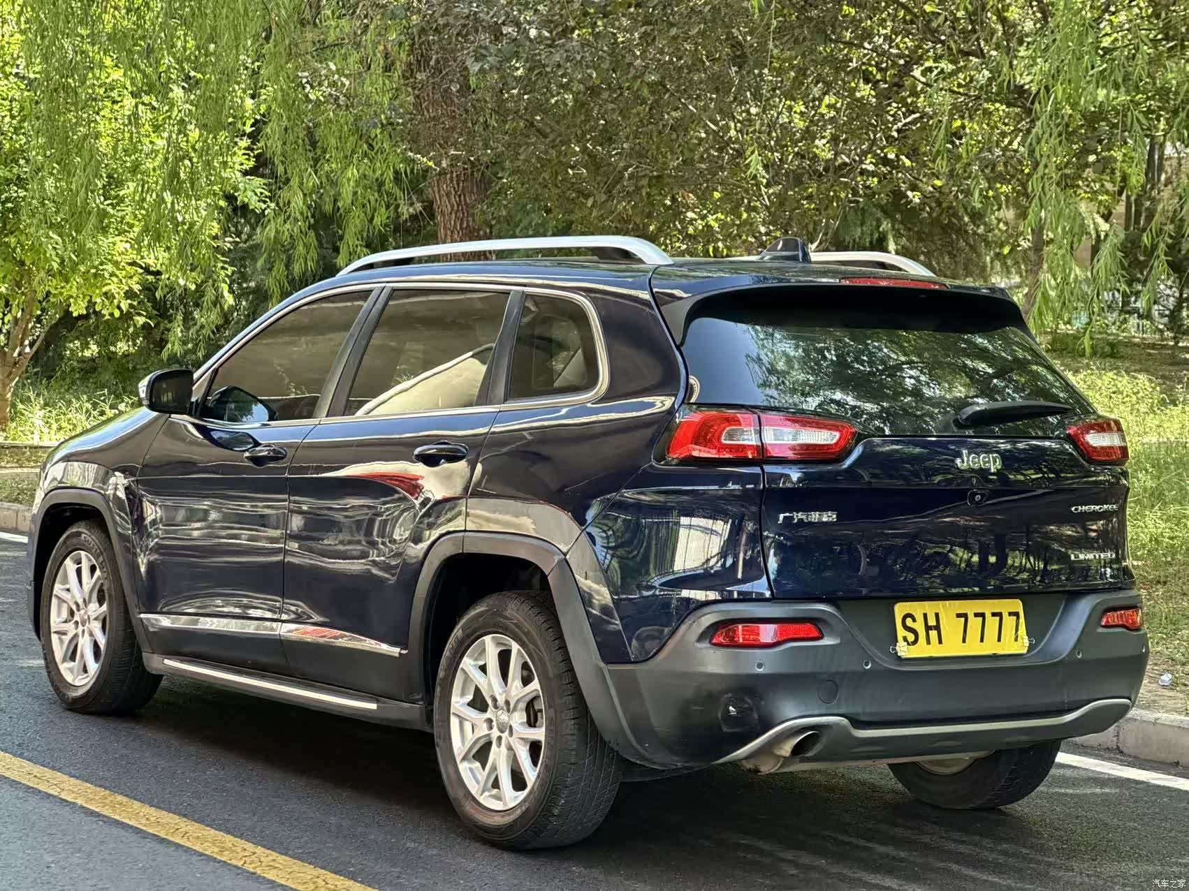 Jeep Cherokee, 2018 4