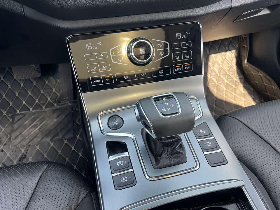 Hongqi H5