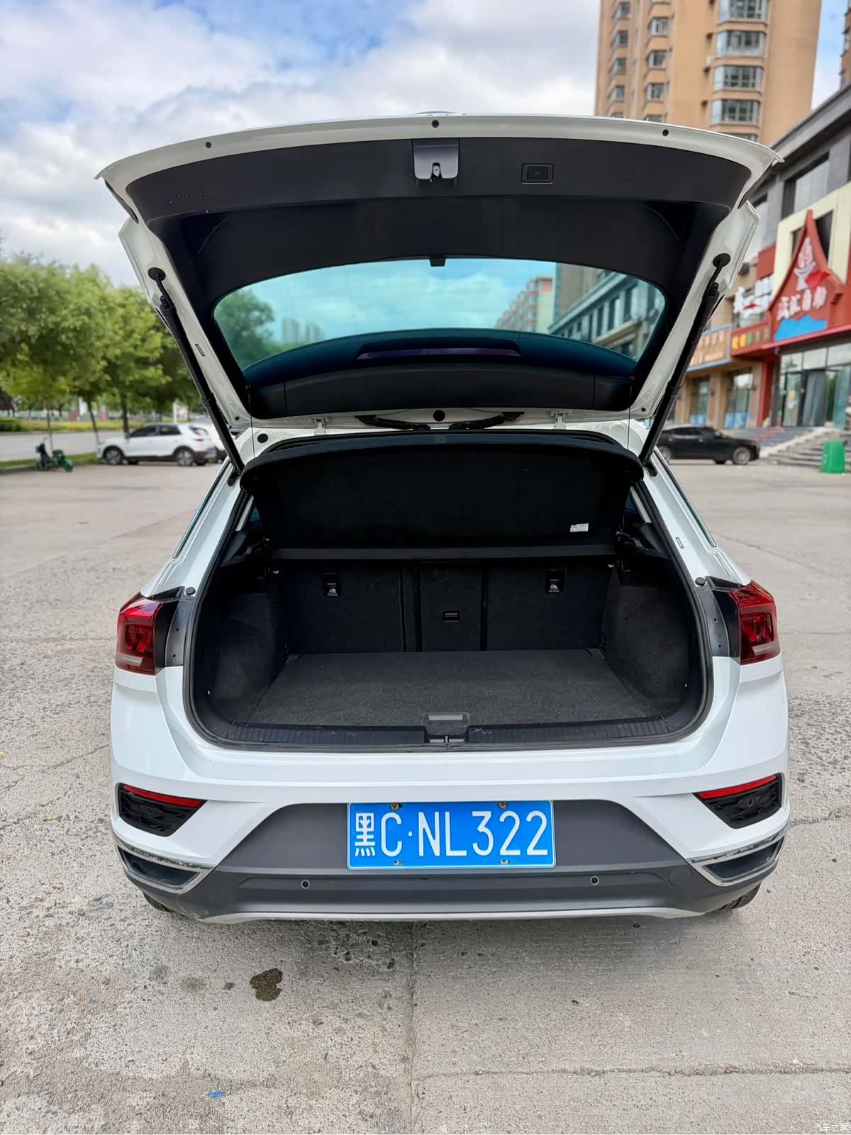 Volkswagen T-ROC, 2022 14