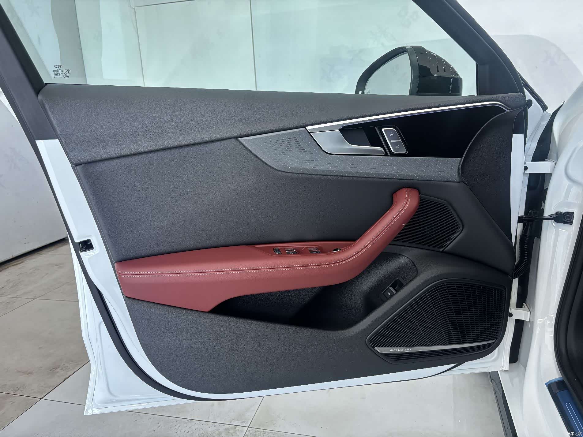 Audi A4L, 2025 12