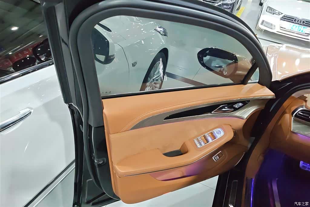 Hongqi H9, 2022 7