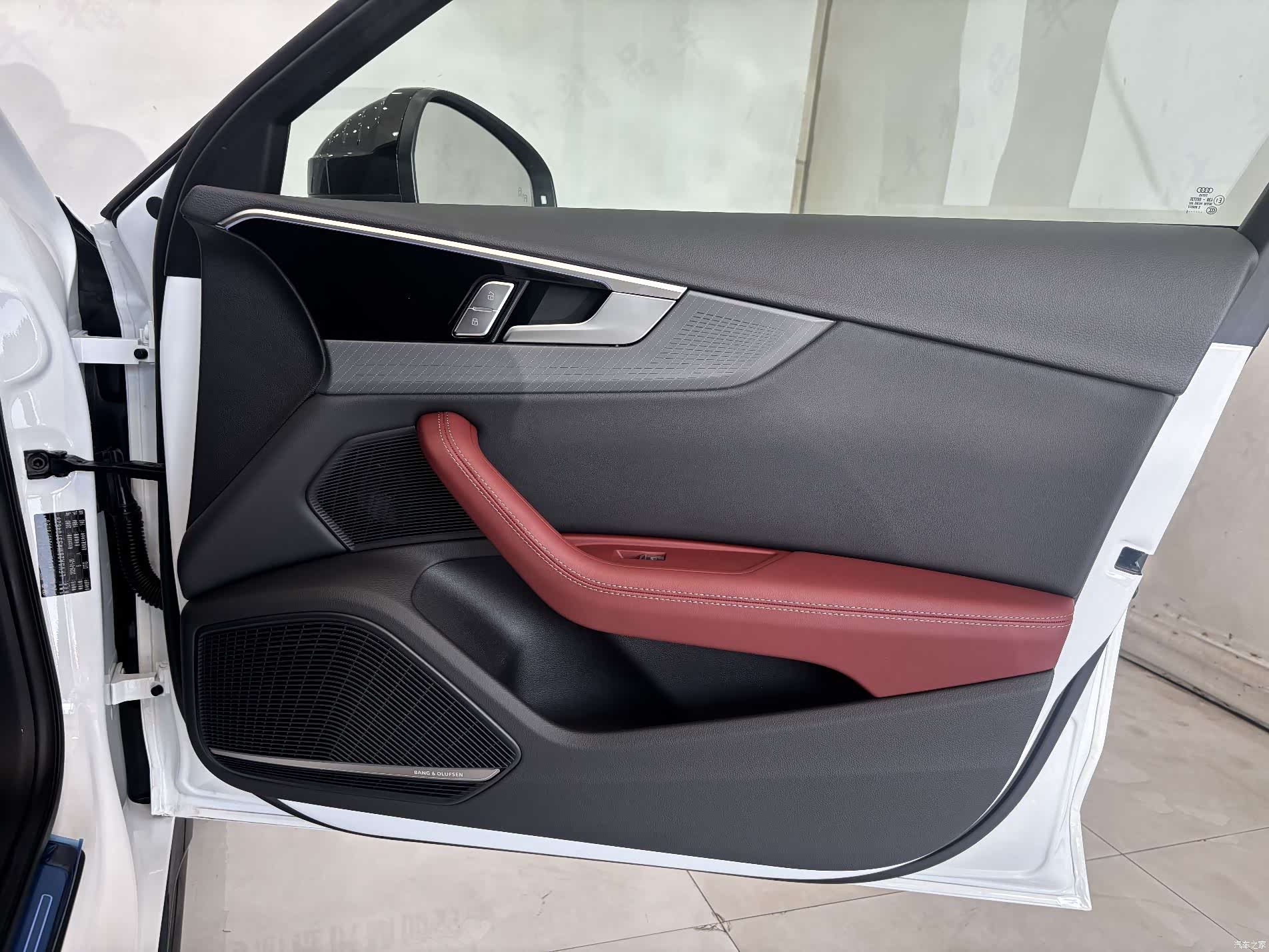 Audi A4L, 2025 26