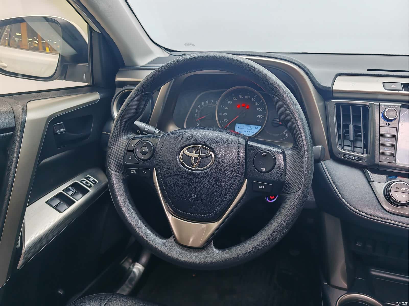 Toyota RAV4, 2016 16