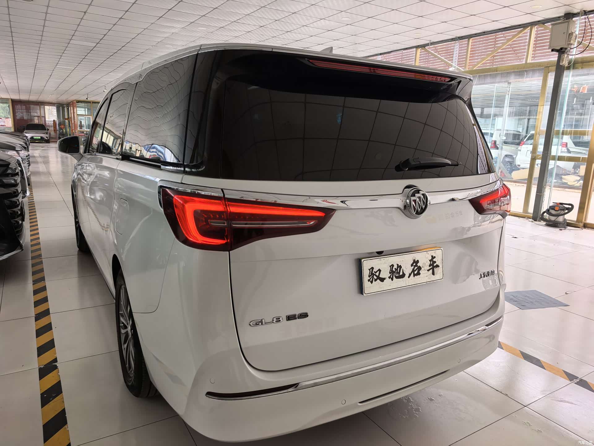 Buick GL8, 2023 19