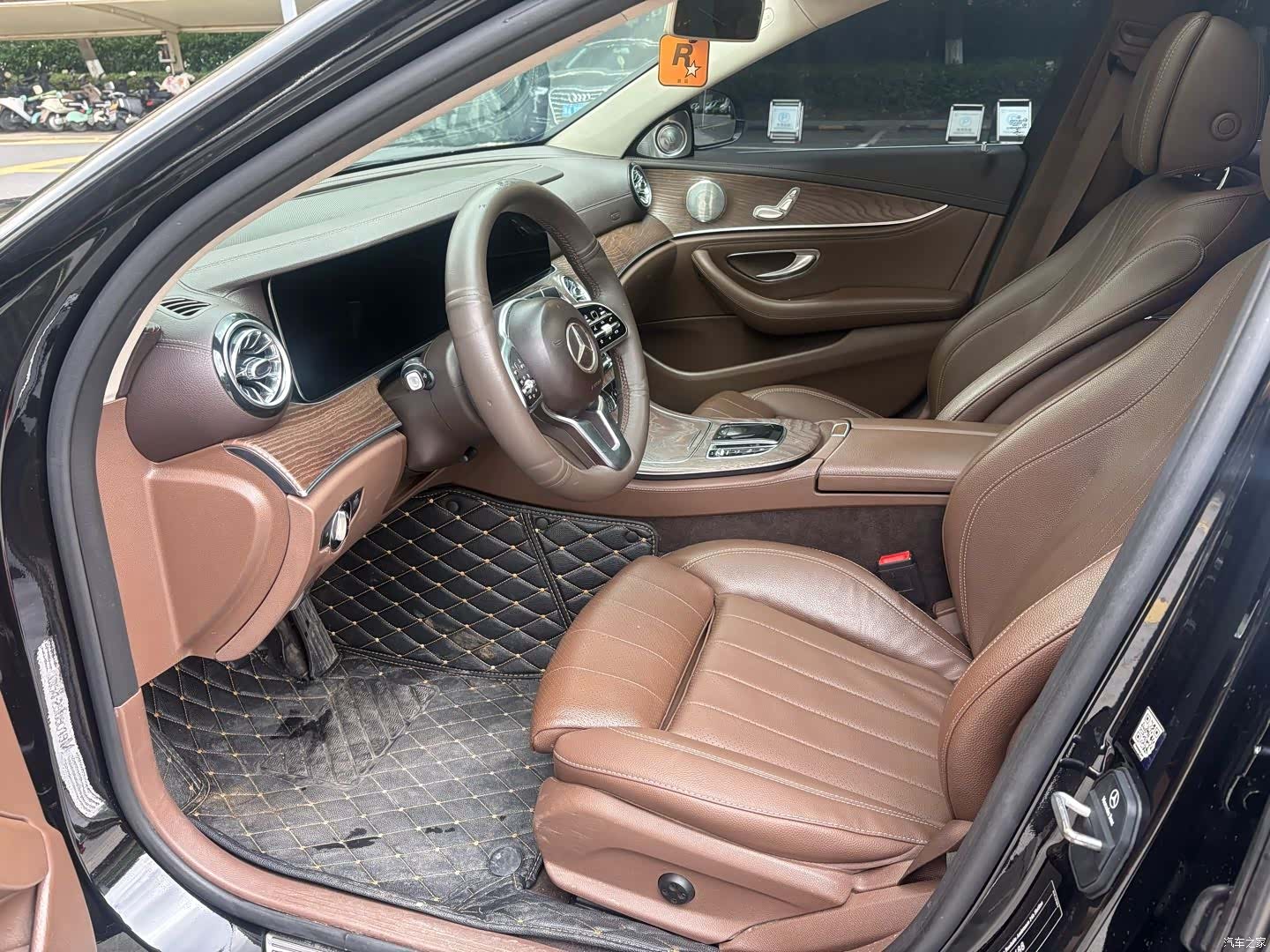 Mercedes-Benz E-Class, 2019 10