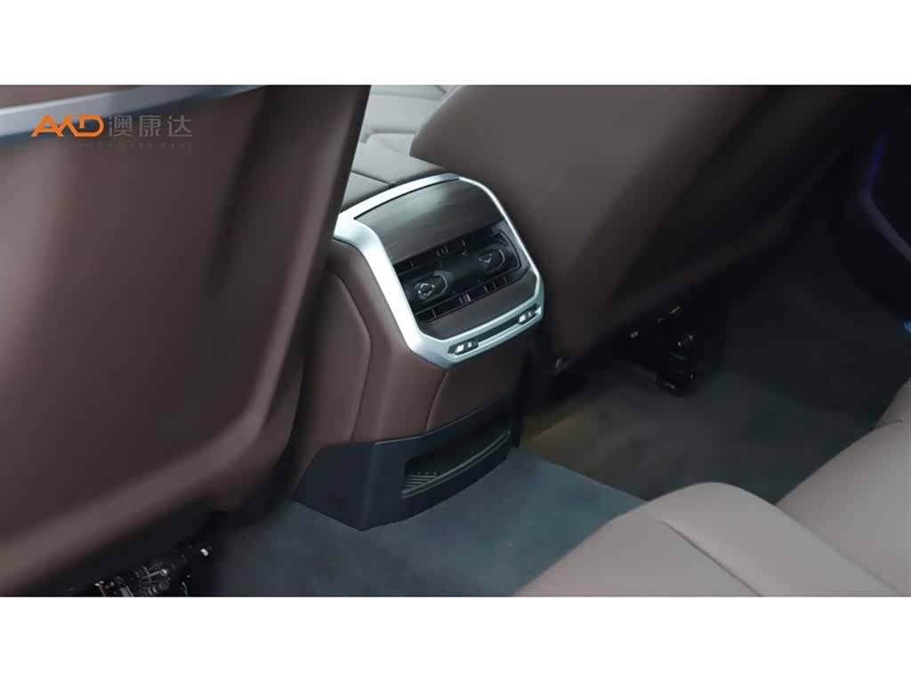 BMW 735Li 3.0T 23 M, 2025 9