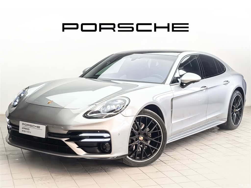 Porsche Panamera, 2023 1