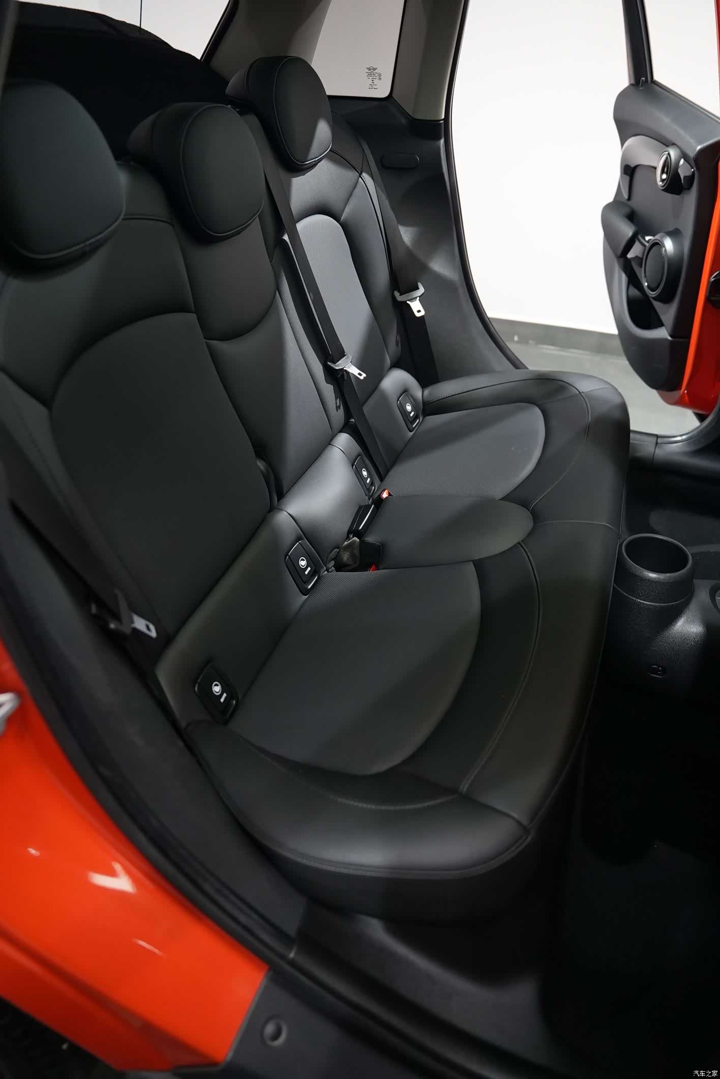 Mini Cooper, 2019 19