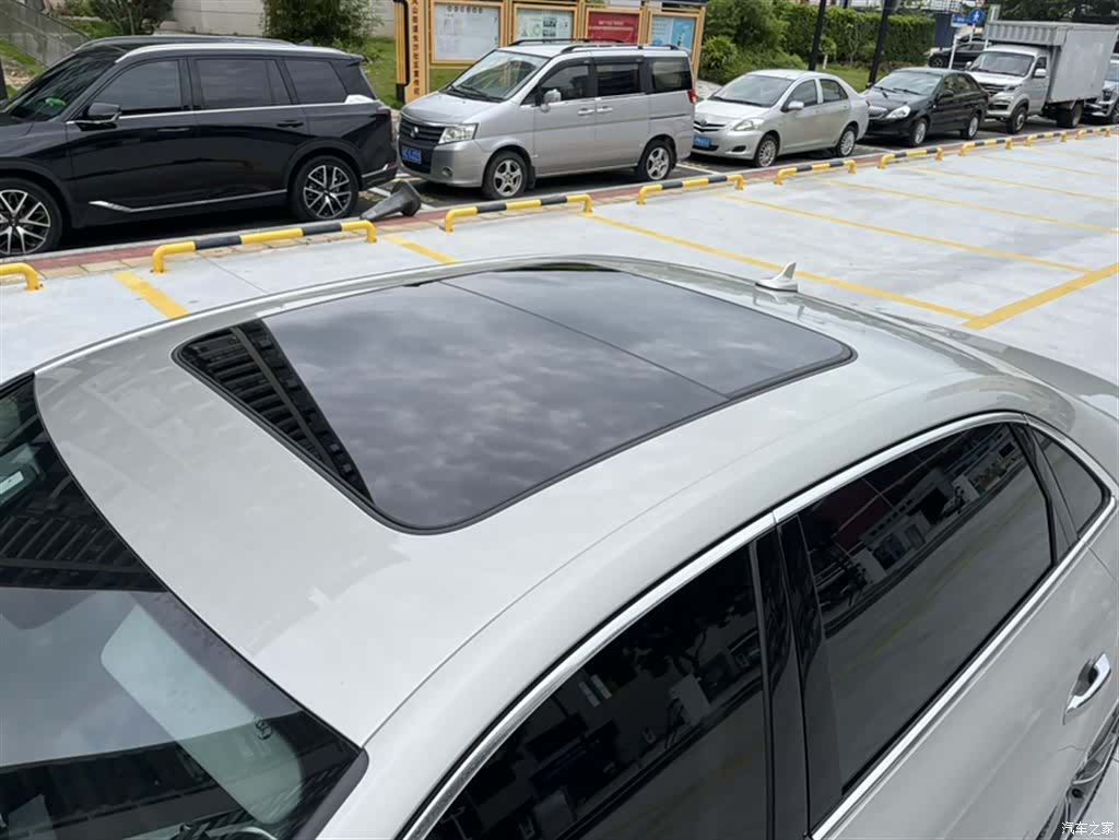 Audi A4L, 2018 25