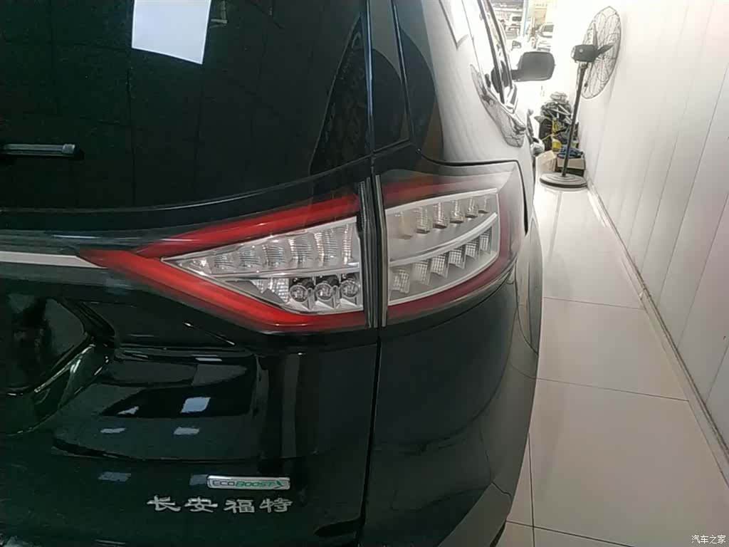 Ford Edge, 2016 9