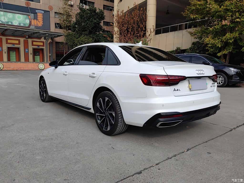 Audi A4L, 2023 16