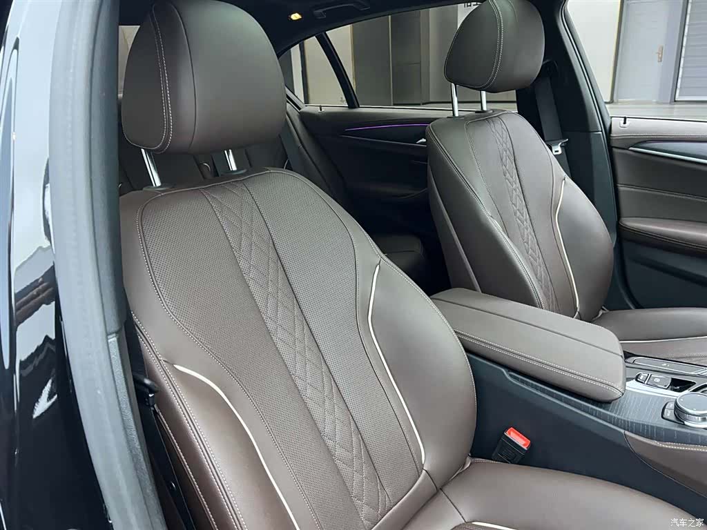 BMW 5 Series, 2023 24