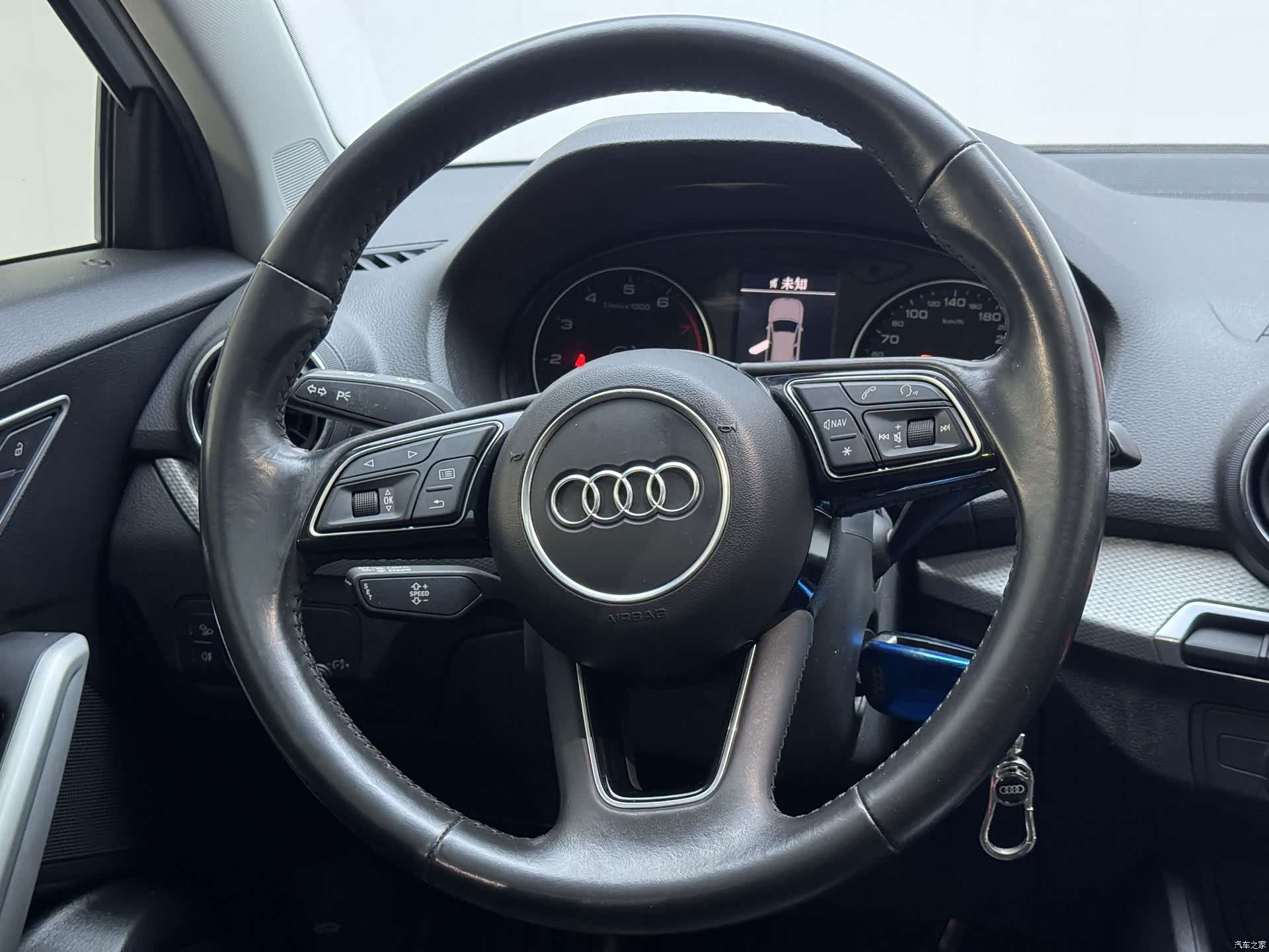 Audi Q2L, 2021 16