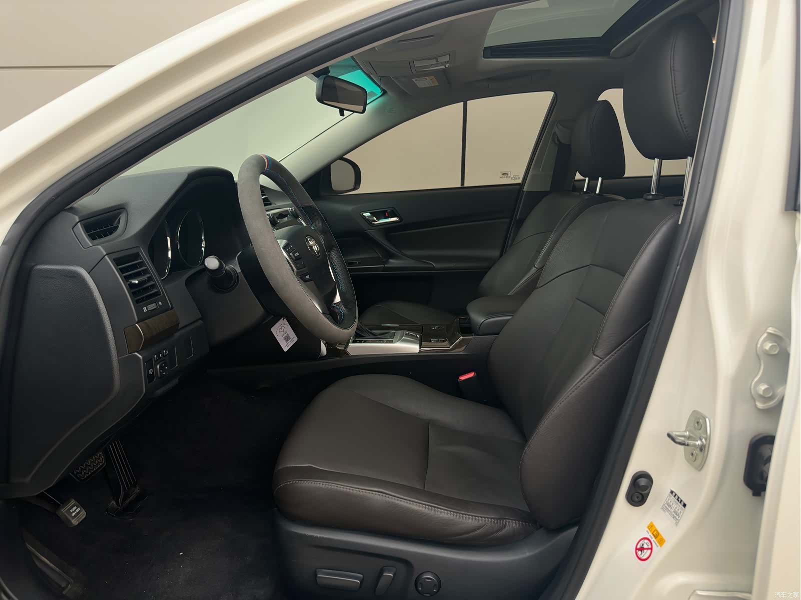 Toyota 2.5V, 2017 все фото