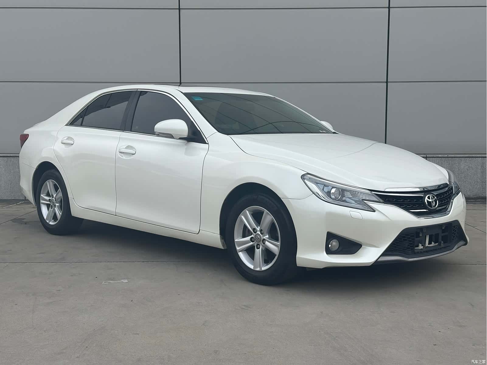 Toyota 2.5V, 2017 3