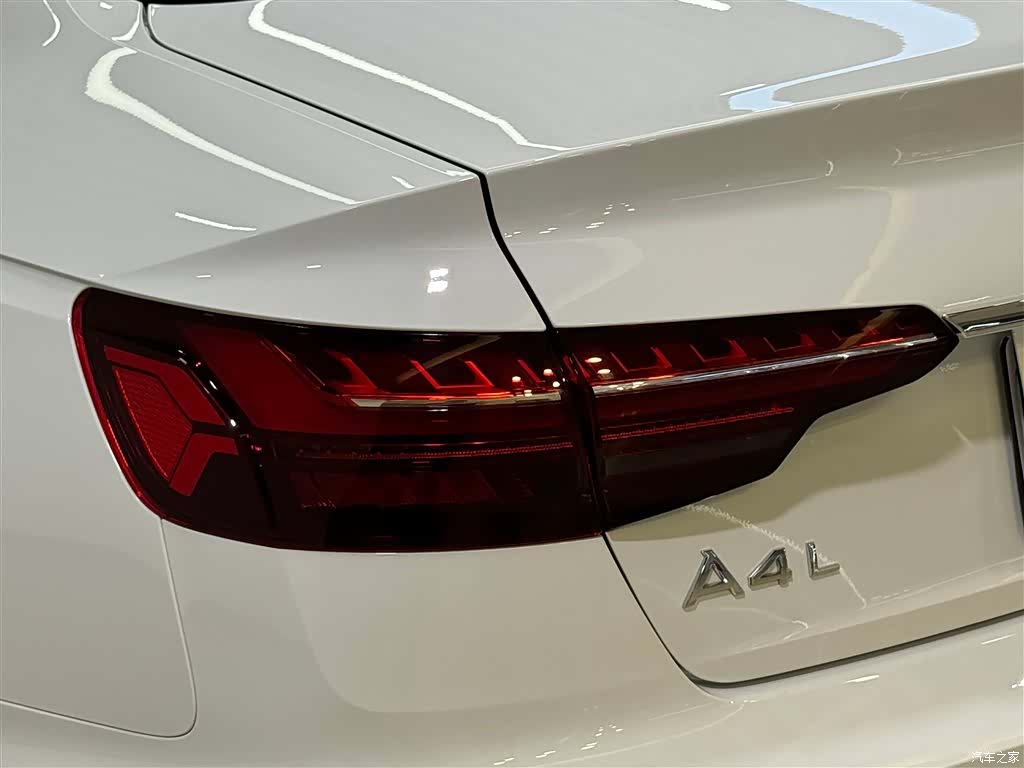 Audi A4L, 2023 9