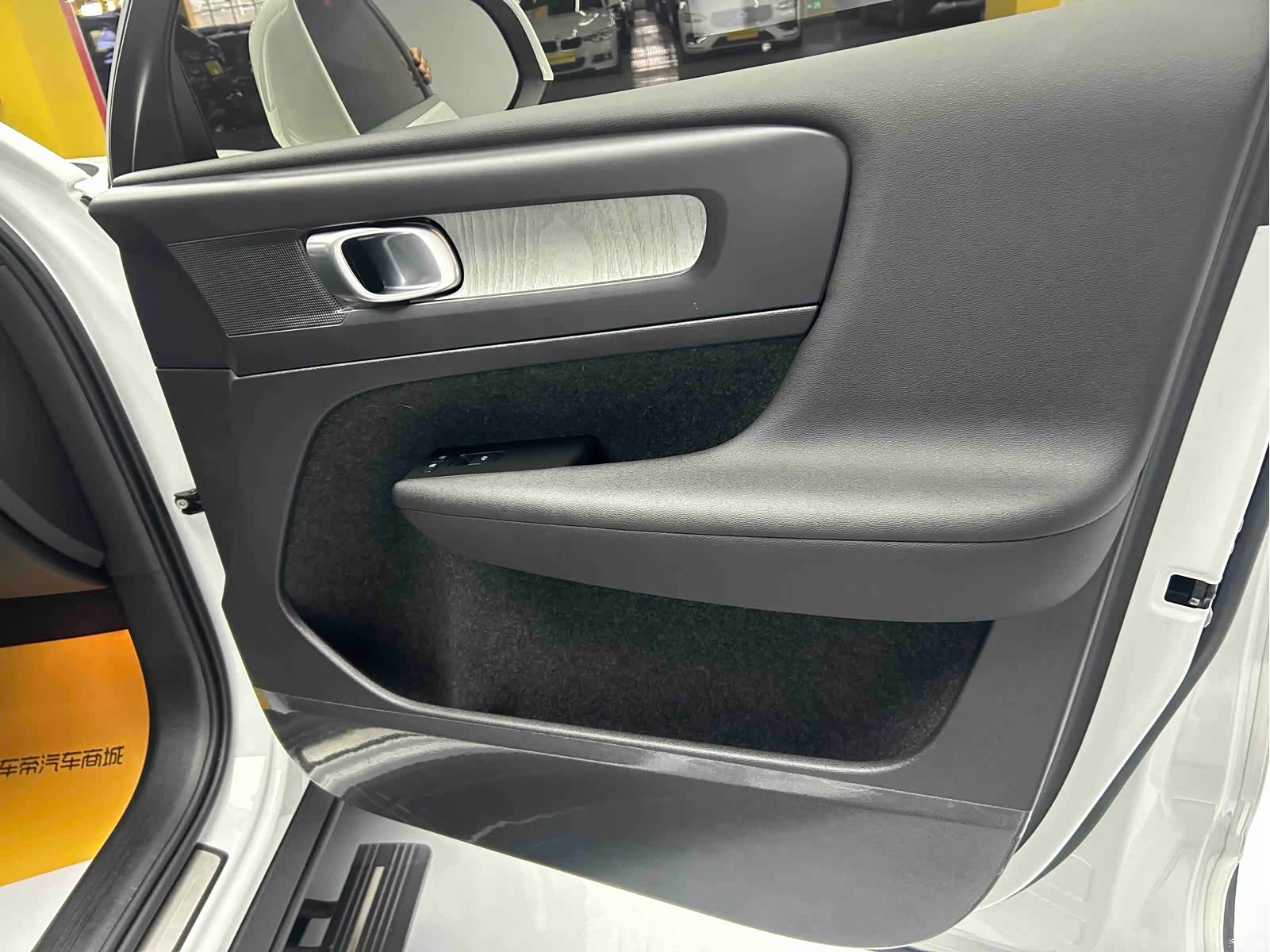 Volvo XC40, 2024 20