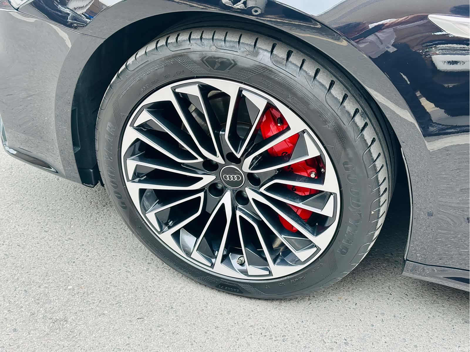 Audi A7L, 2025 16