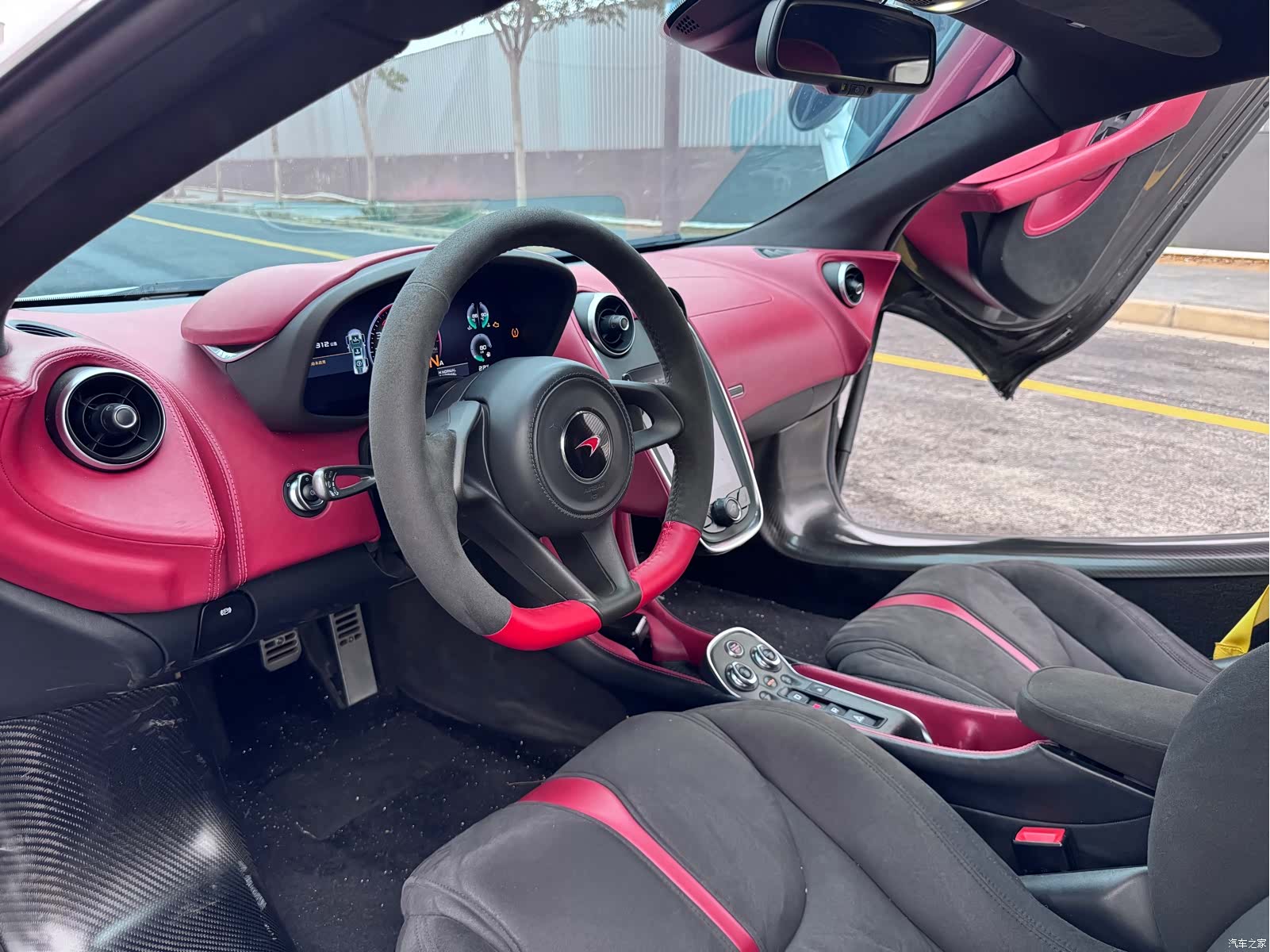 McLaren 540C, 2018 8