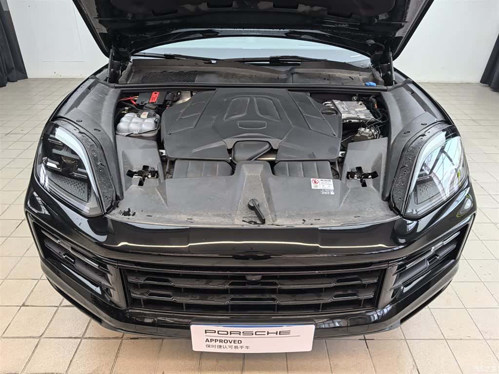 Porsche Cayenne, 2025 26