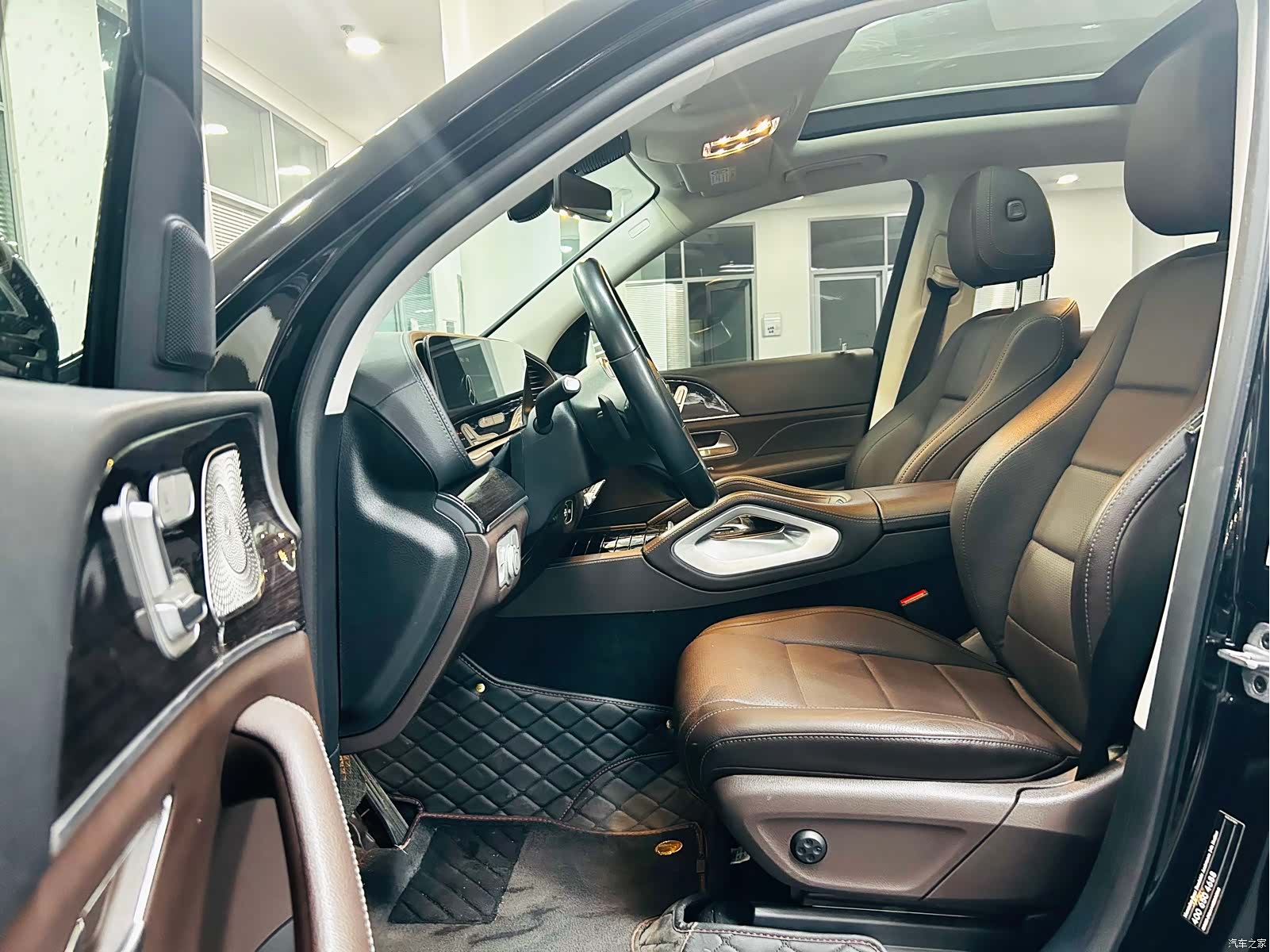 Mercedes-Benz GLE, 2022 10