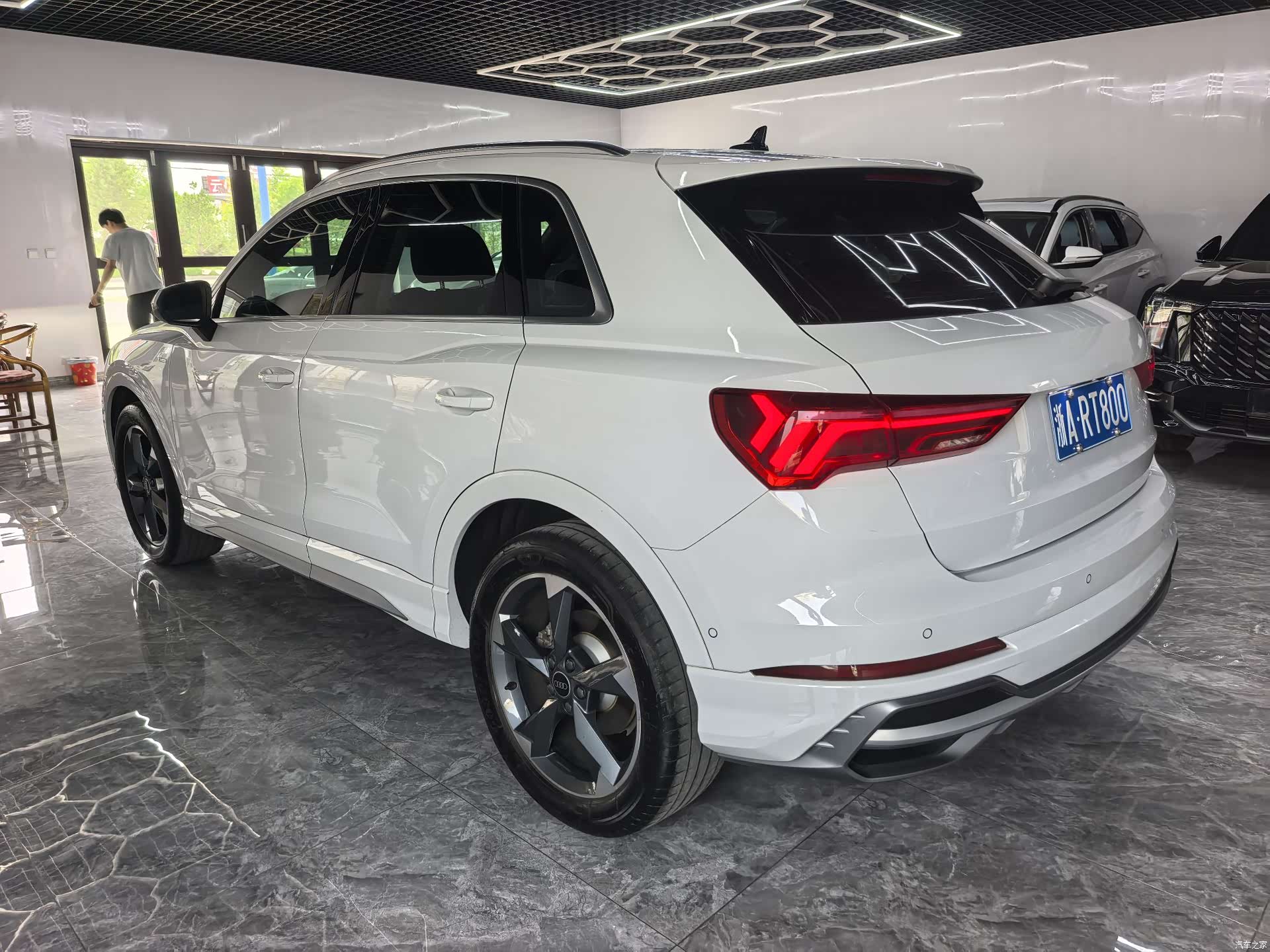 Audi Q3, 2022 4