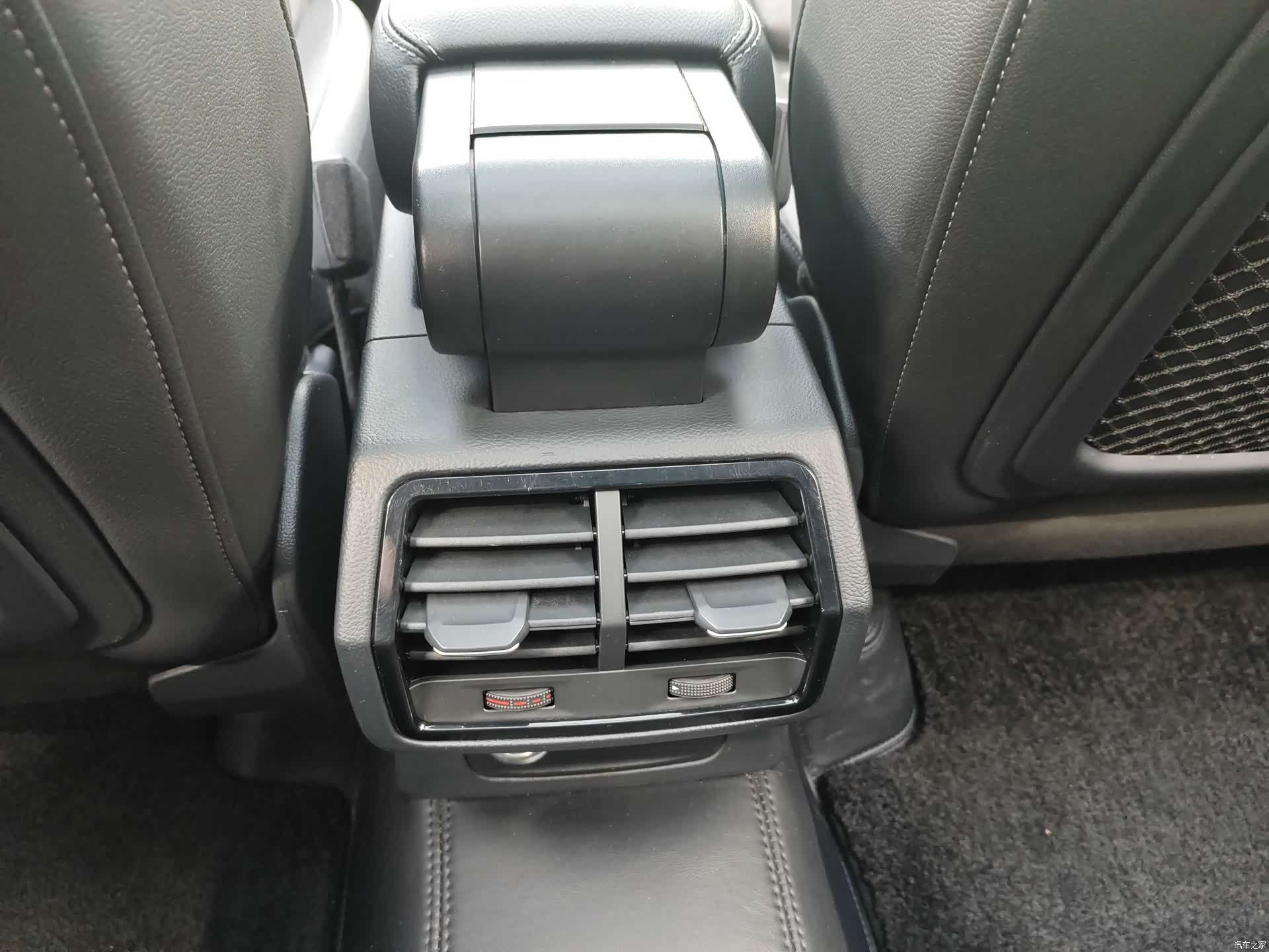 Audi Q3, 2020 10