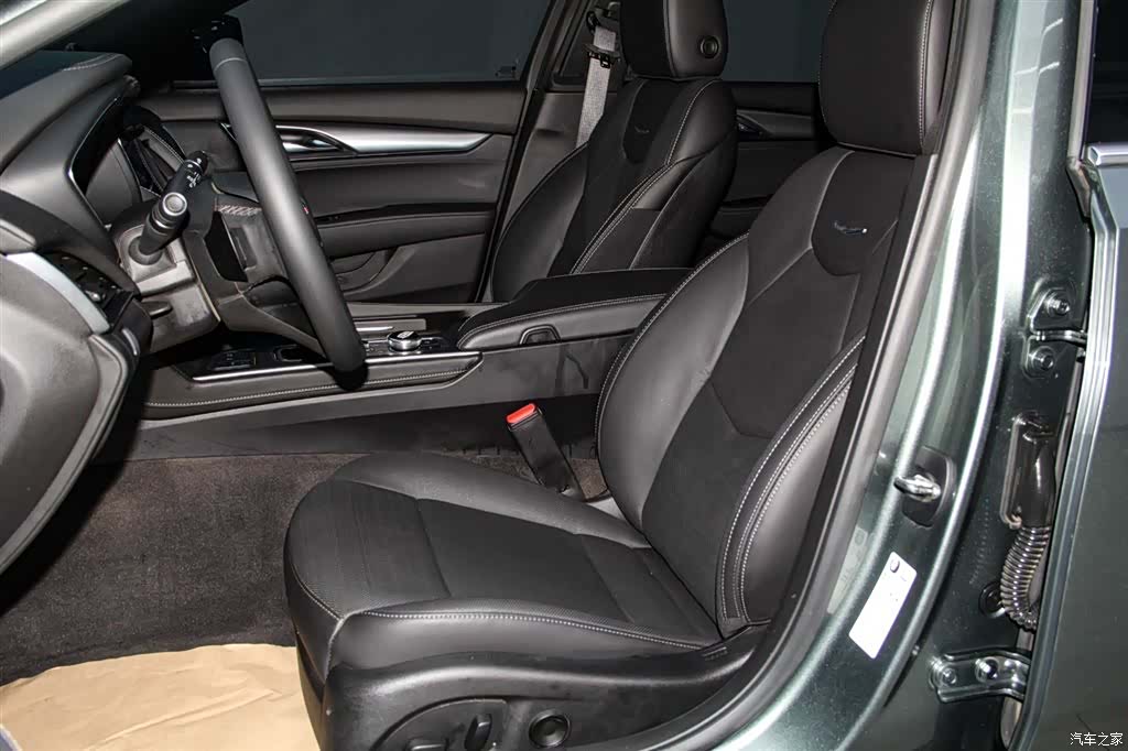 Cadillac CT5, 2024 18
