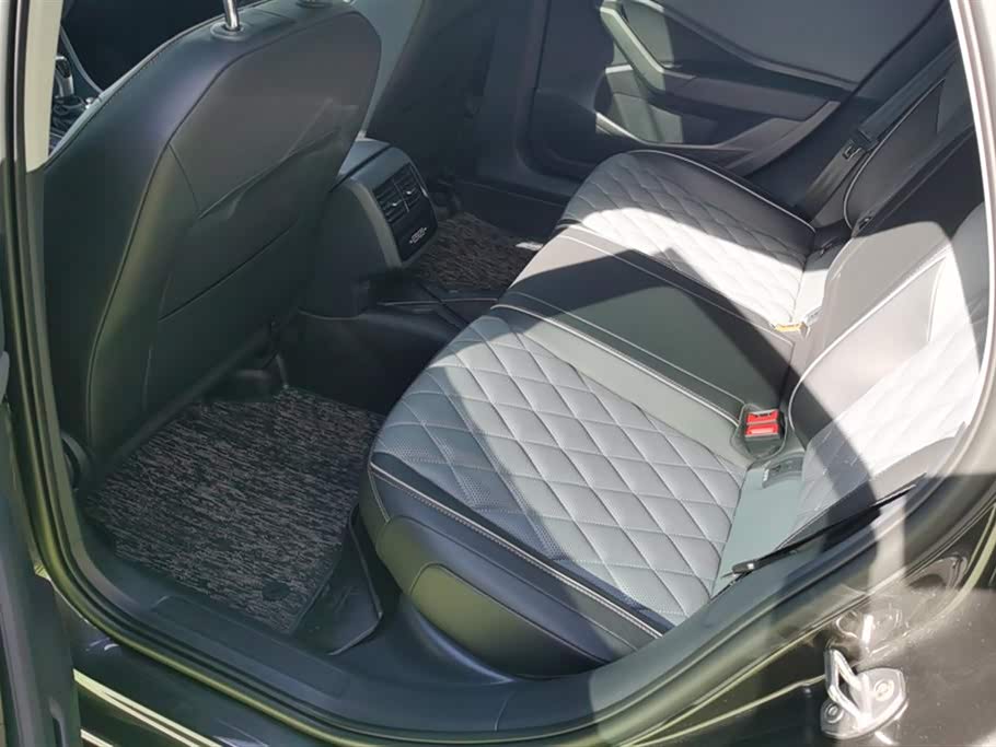 Volkswagen Sagitar Volkswagen Sagitar