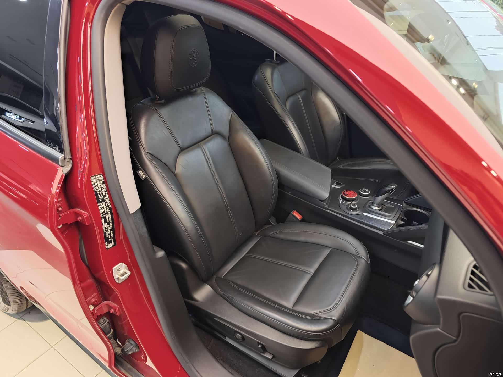 Alfa Romeo Stelvio, 2019 33