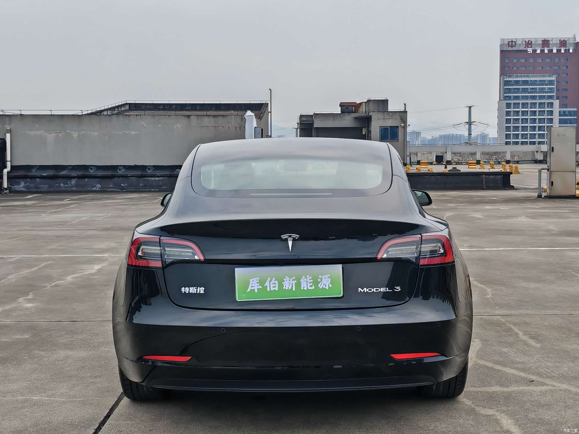 Tesla Model 3, 2021 все фото