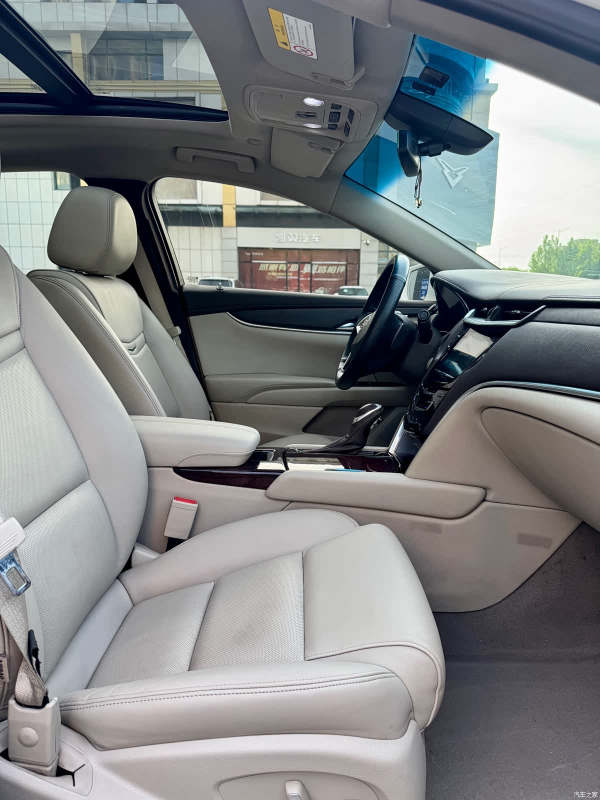Cadillac XTS, 2015 13