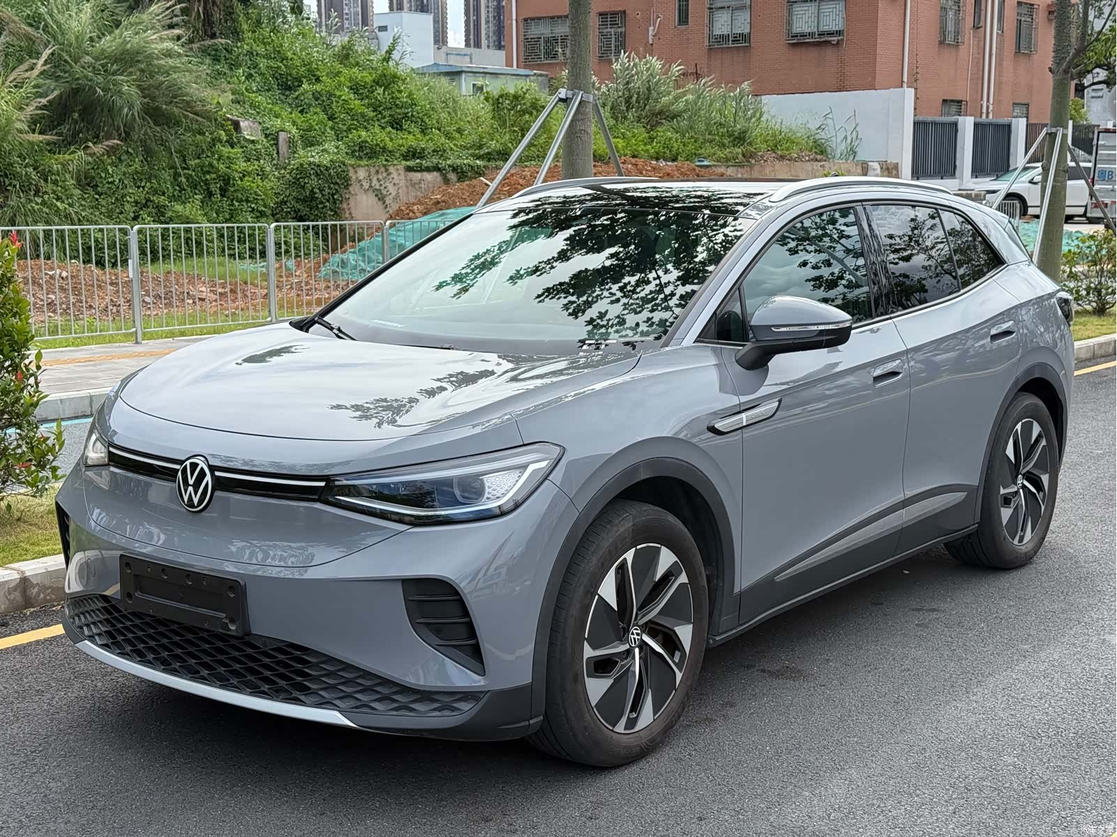 Volkswagen ID.4, 2023 1