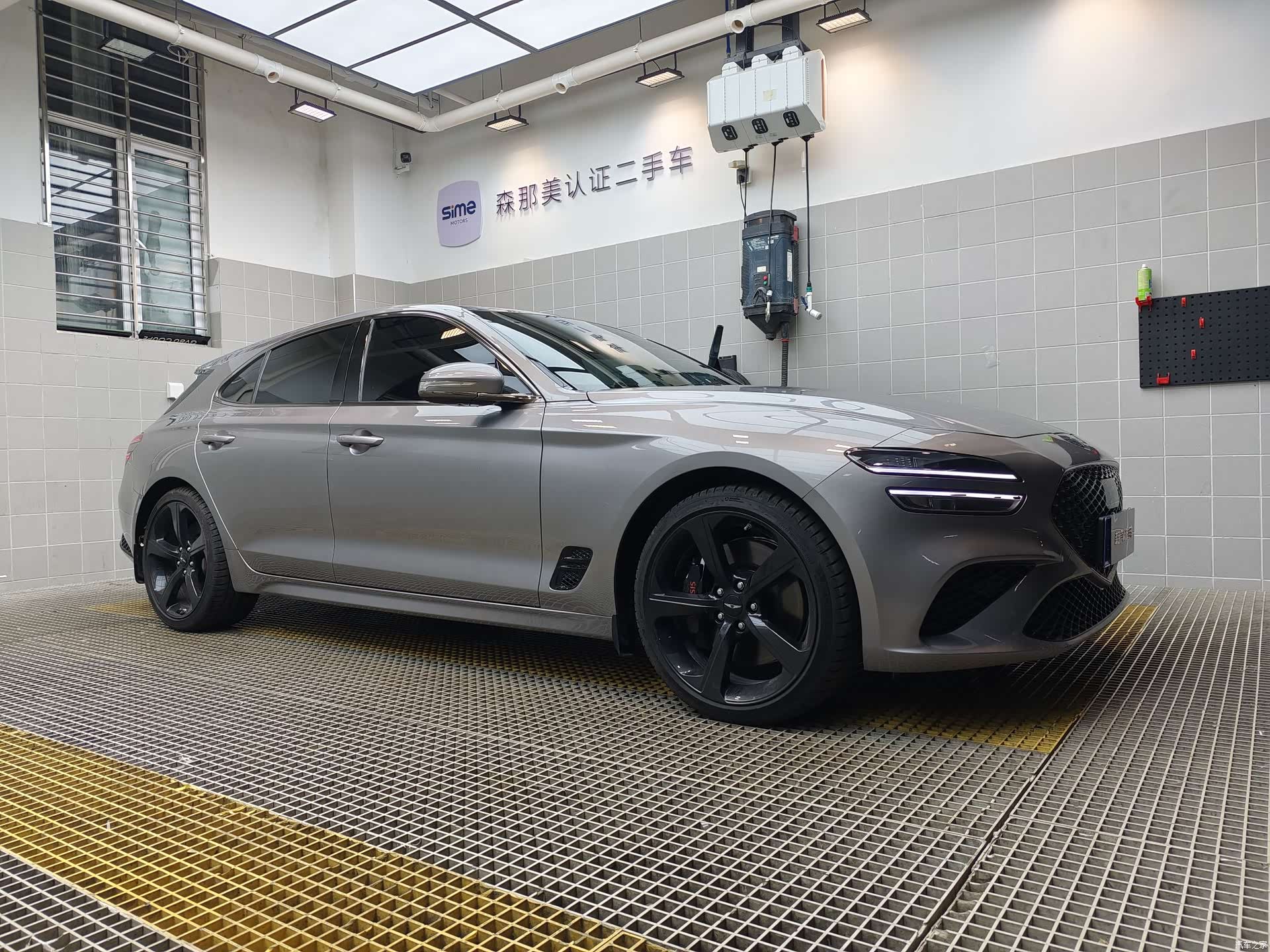 Genesis G70, 2025 13