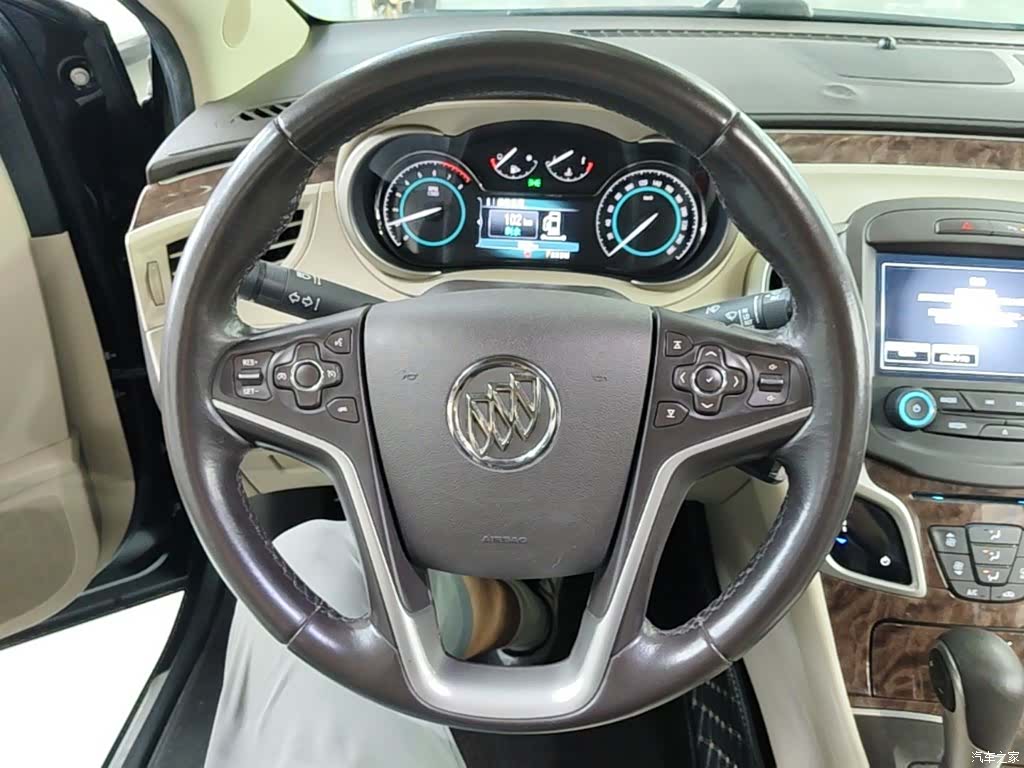 Buick LaCrosse, 2016 11