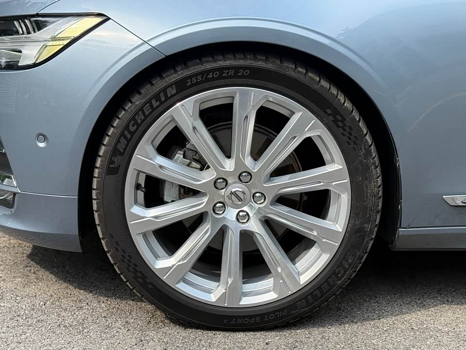 Volvo S90 Volvo S90