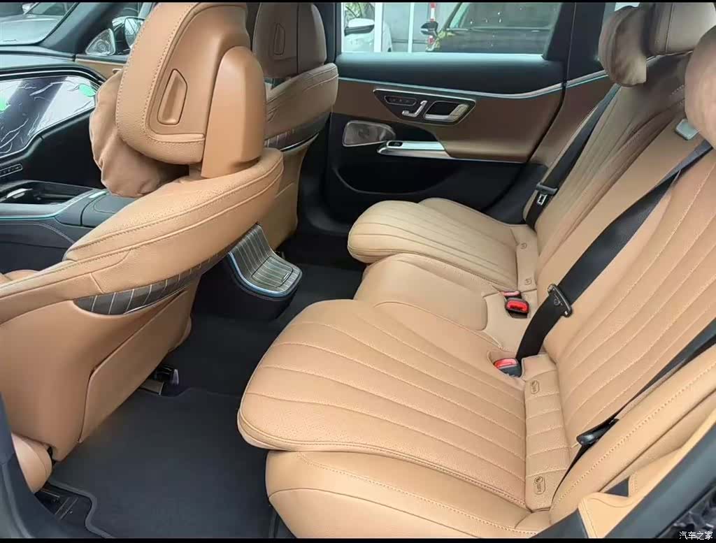 Mercedes-Benz E-Class, 2026 6
