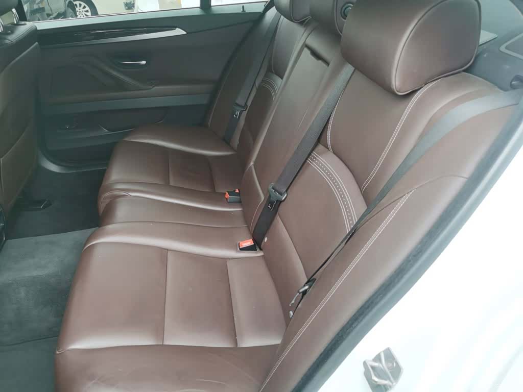 BMW 5 Series, 2017 13