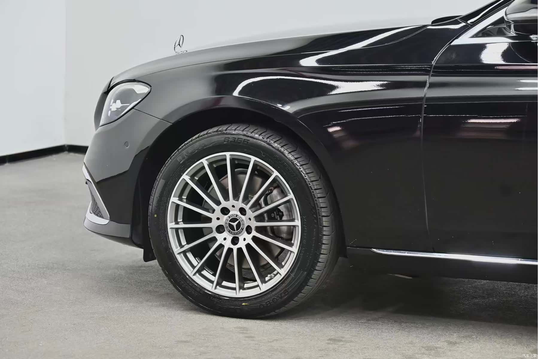 Mercedes-Benz E-Class, 2023 19