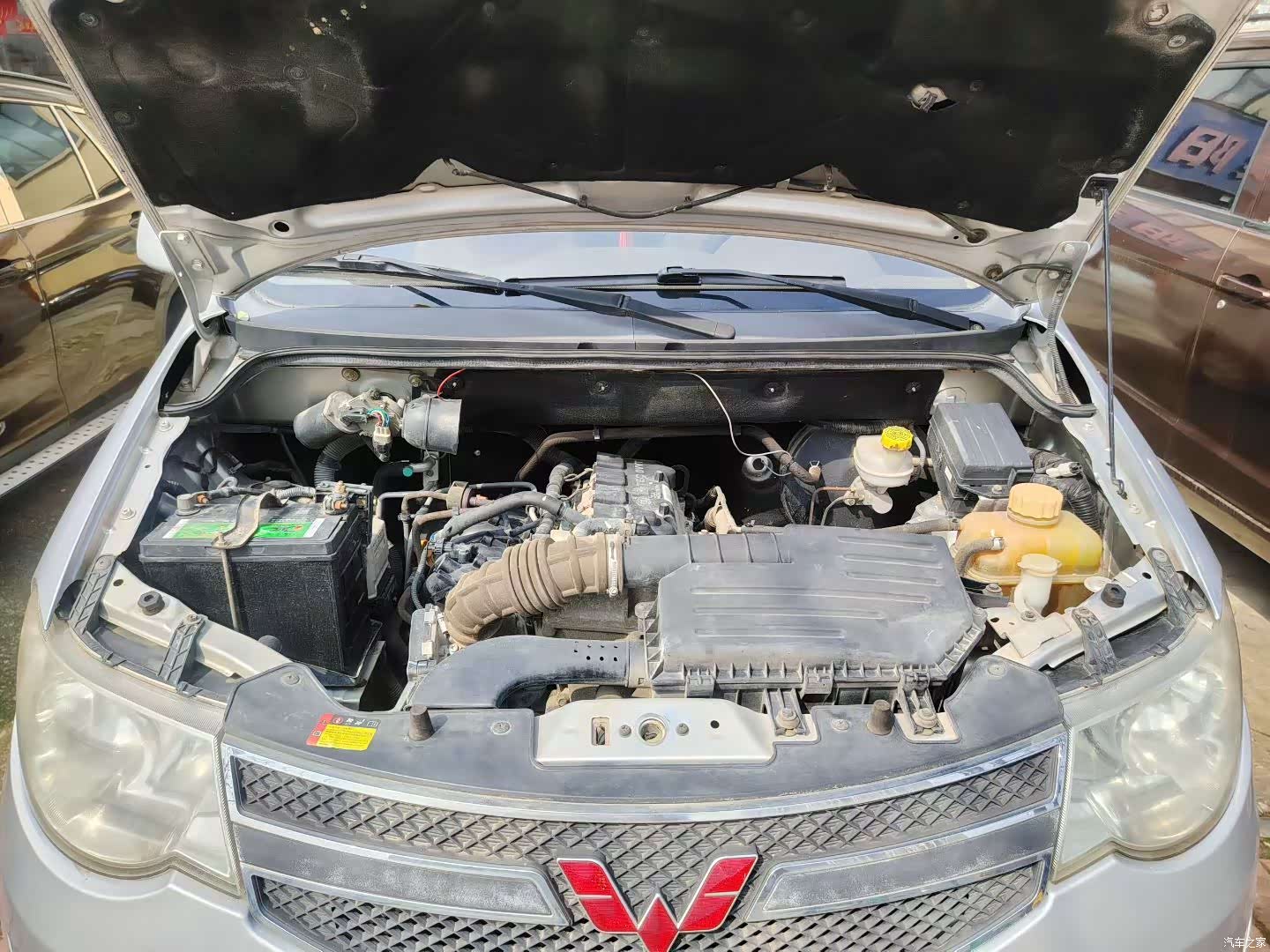 Wuling Hongguang, 2015 6