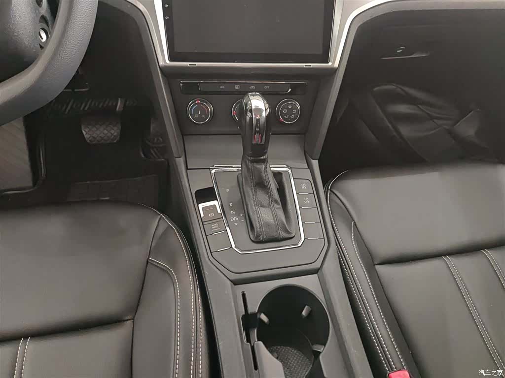 Volkswagen Lamando, 2017 14