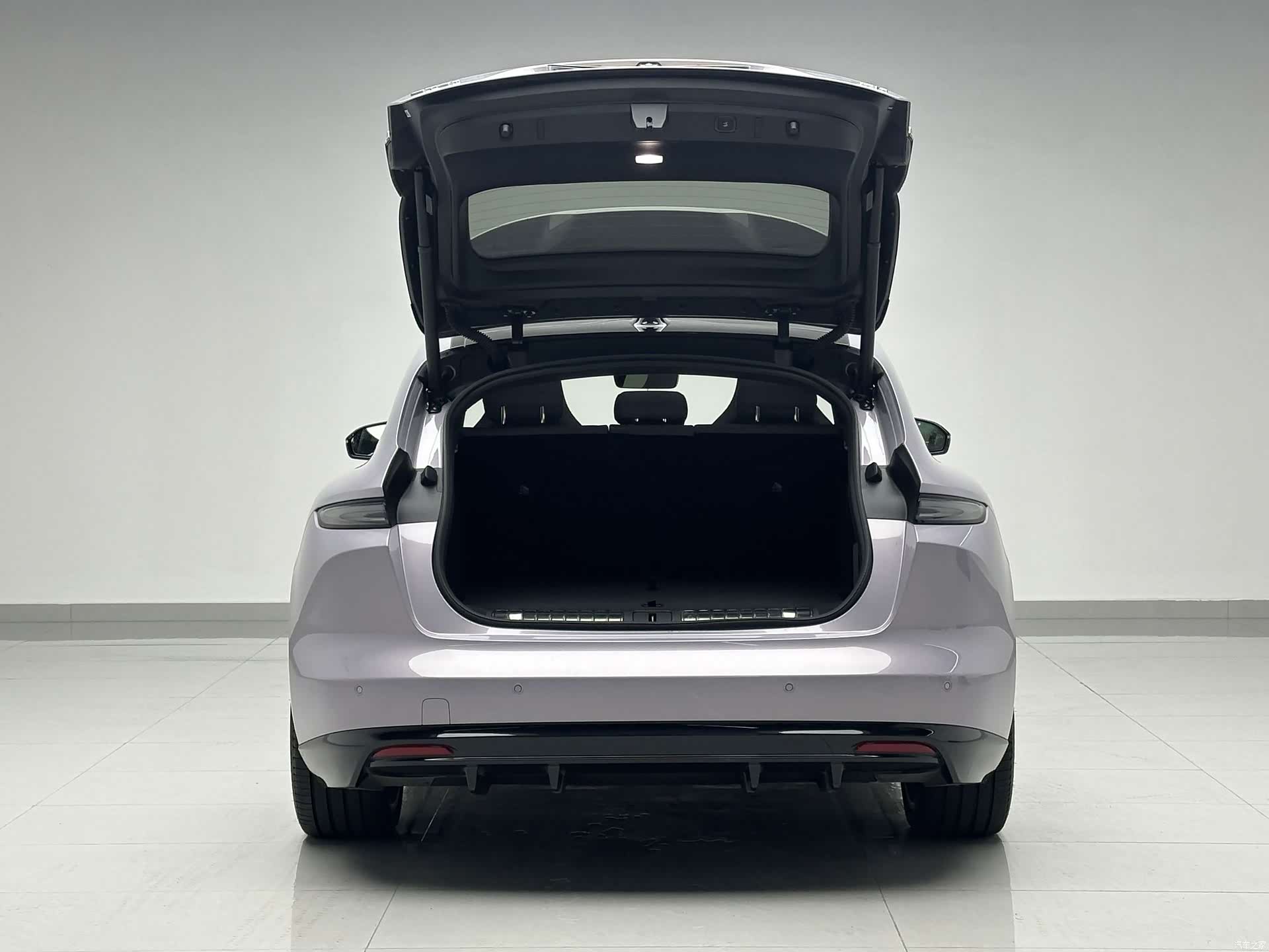 NIO ET5, 2025 14